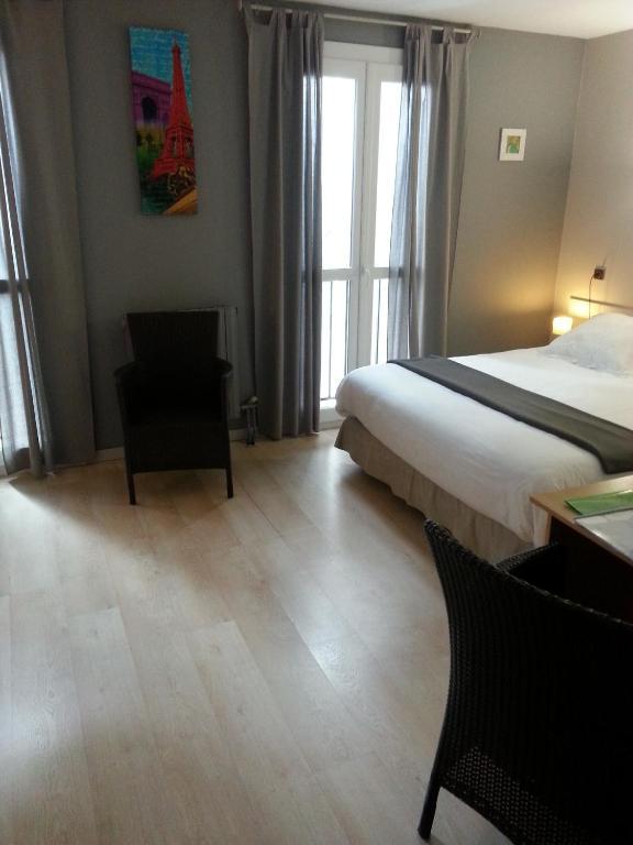 Hotel Du Lion D'Or Marmande Zewnętrze zdjęcie