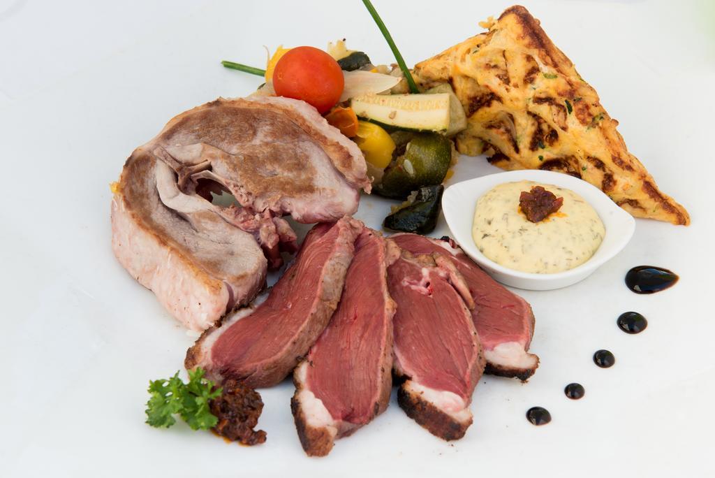 Hotel Du Lion D'Or Marmande Zewnętrze zdjęcie